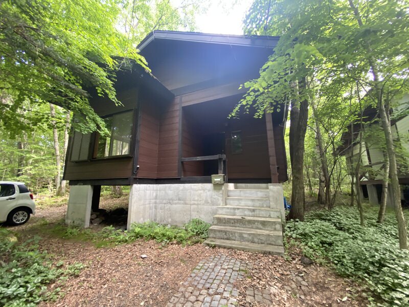 Property B - Modern Mountain Retreat